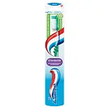Aquafresh зубная щетка средней жесткости в ассортименте